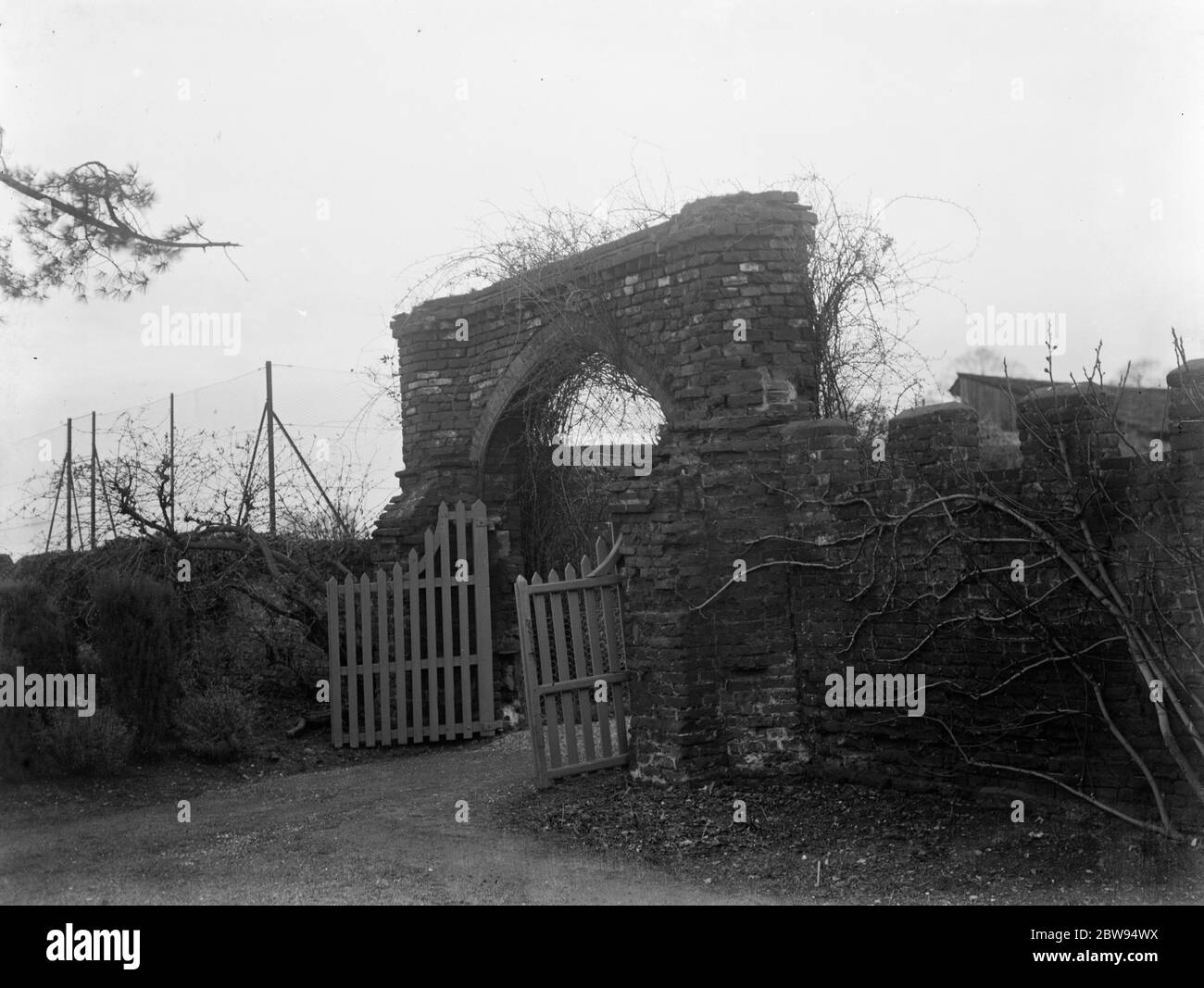 TUDOR Gateway im Scadbury Park in Chislehurst, Kent. 1937 Stockfoto