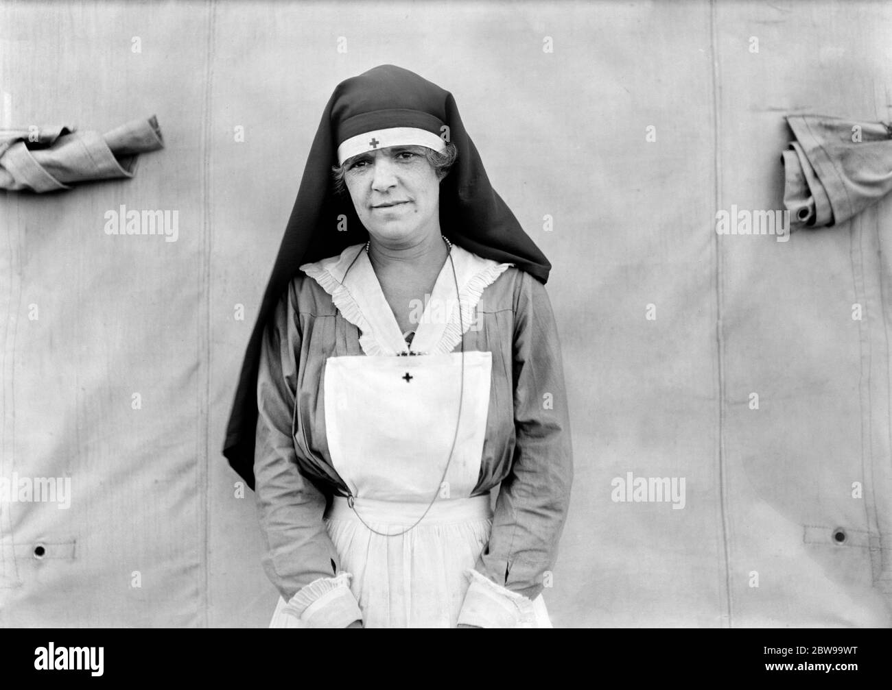 Baroness Castell, Canteen Worker, Recreation Hut, Hospital #5, Auteuil, Frankreich, Lewis Wickes Hine, Amerikanische Nationale Fotografiensammlung Des Roten Kreuzes, September 1918 Stockfoto