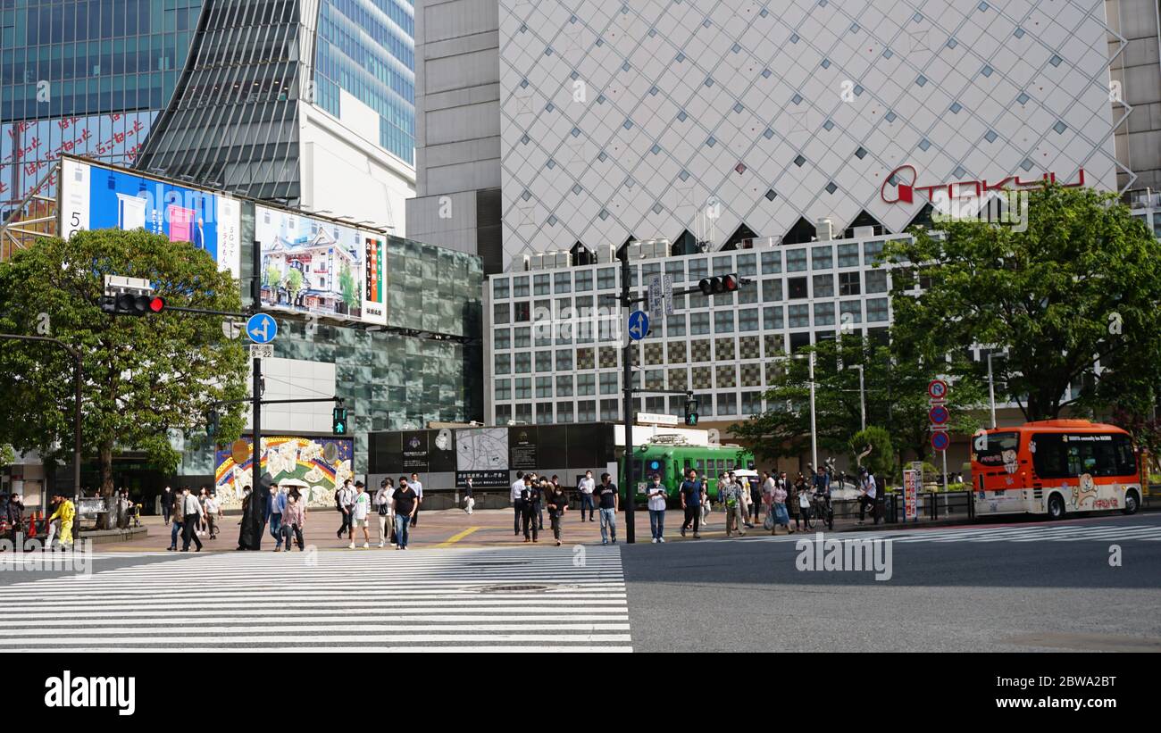 Shibuya, Tokyo Japan - Mai 2020 : Shibuya Station während einer Coronavirus-Pandemie Stockfoto