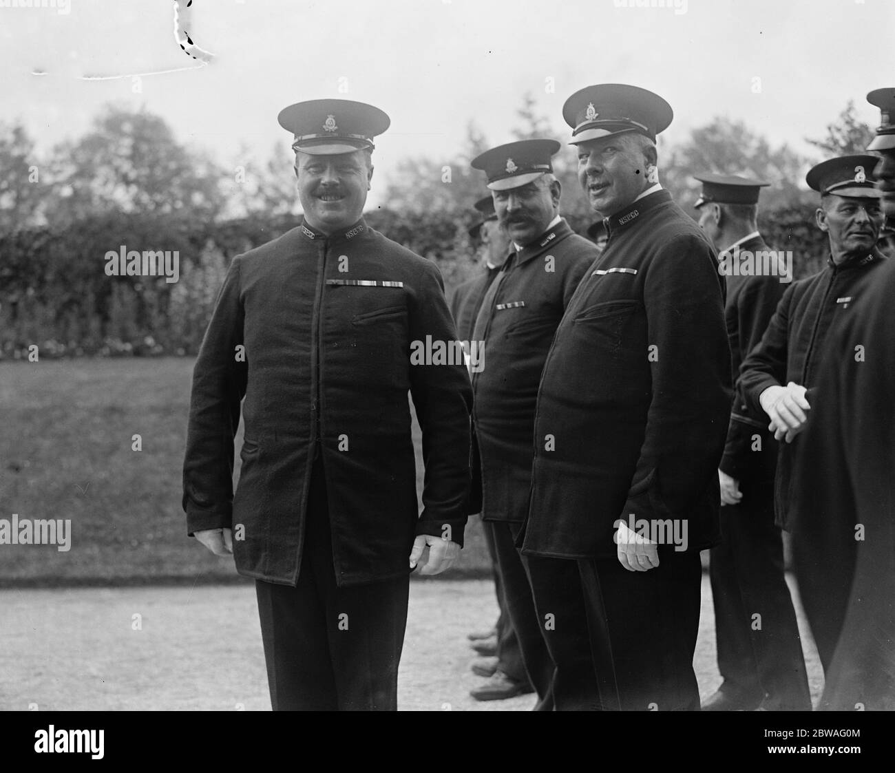 Prinz Albert inspiziert N S P C Beamte Inspektor G Evans , Victoria Cross Stockfoto