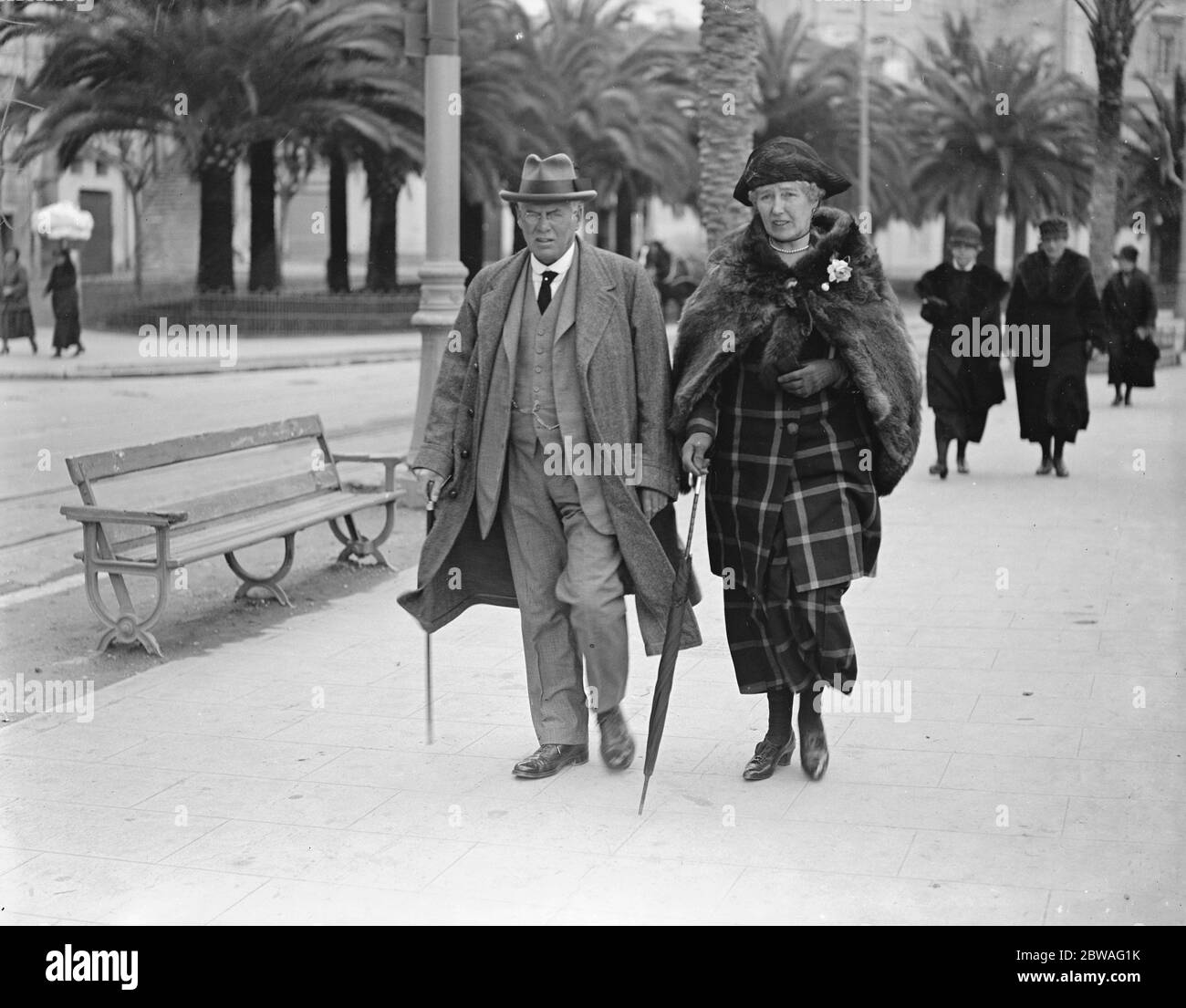 Menton MR und Frau Tulloch März 1925 Stockfoto