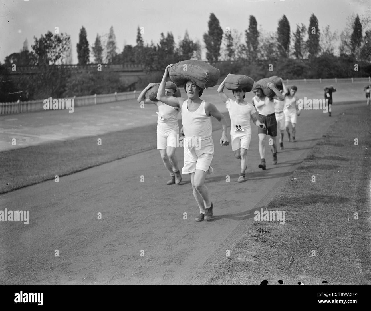 Eines der Rennen während des Borough Market Sport auf Herne Hill . September 1933 Stockfoto