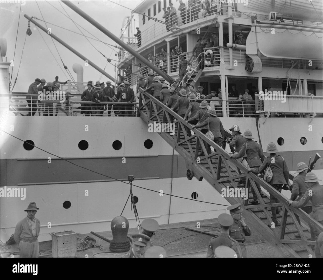 Die Truppenschaft ' Nevasa ' in Southampton auf den Abfahrten von 17. / 21. Lancers ( Empress of India ) Stockfoto