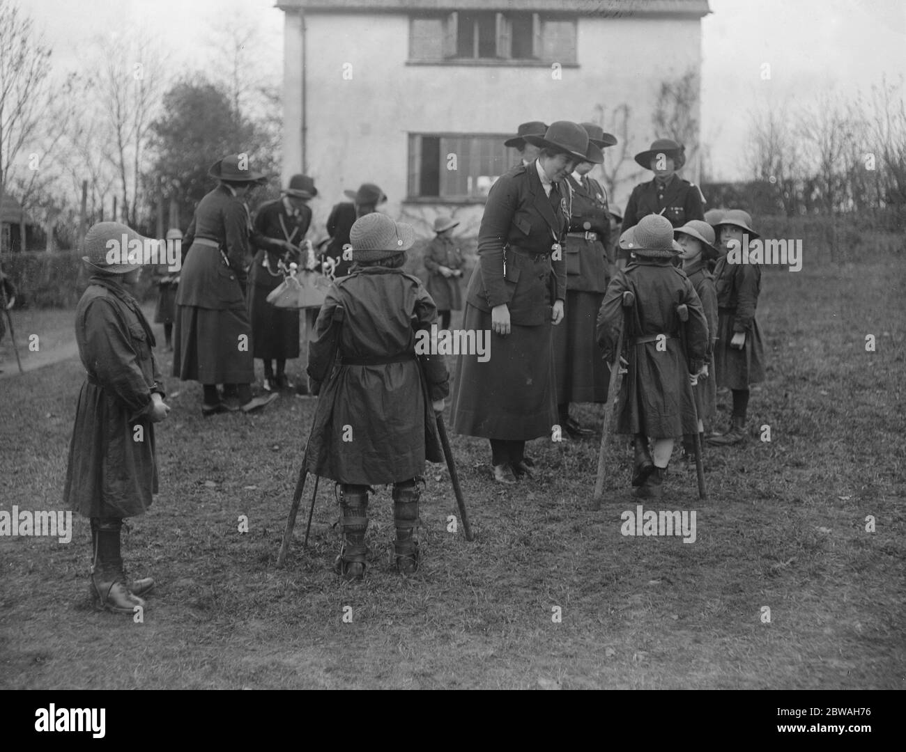 Neue überdachte Wege eröffnet im Llangattock Home for Crippled Girls bei Chailey Stockfoto