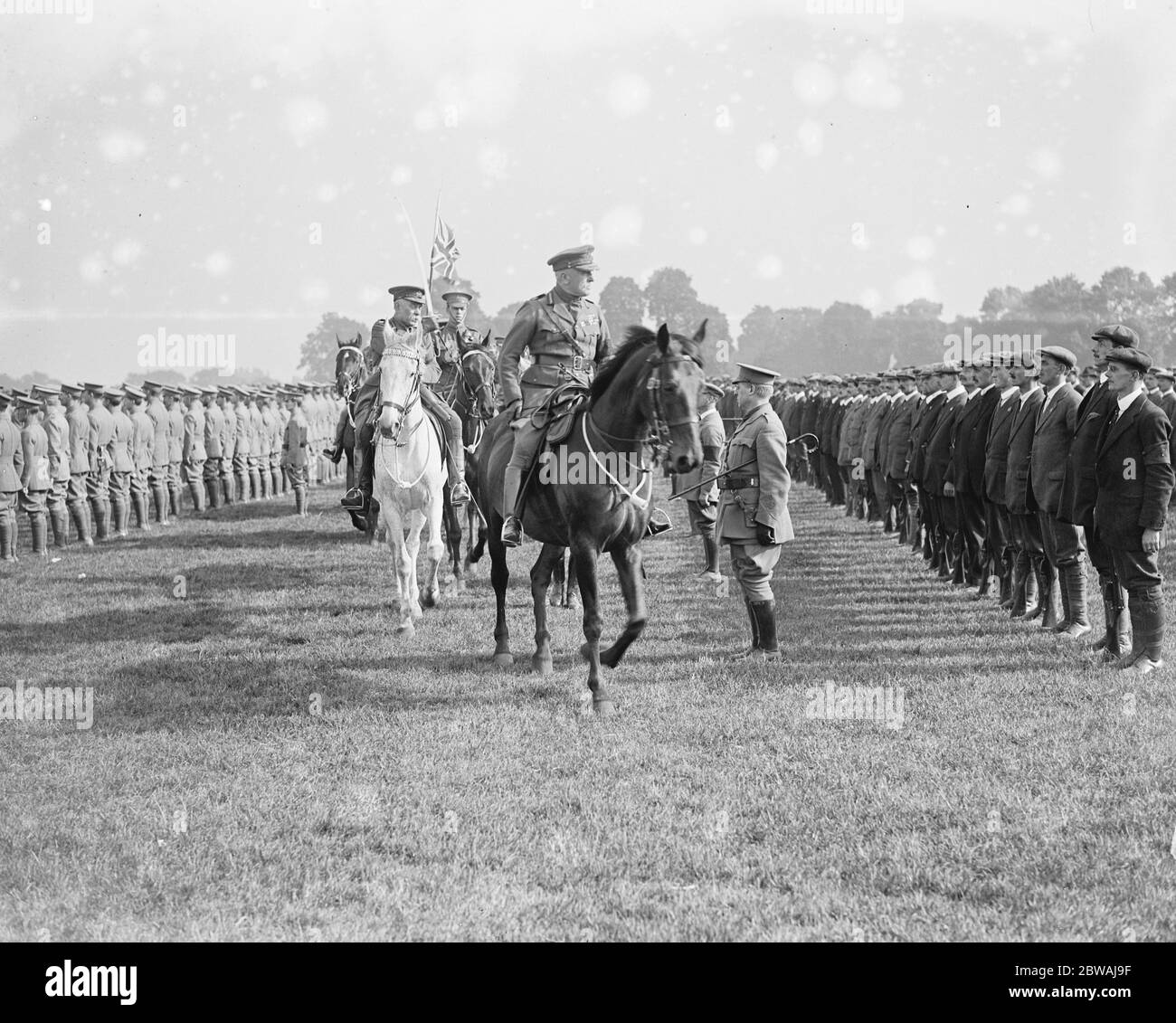 Lord French inspiziert die National Volunteers im Hyde Park Stockfoto