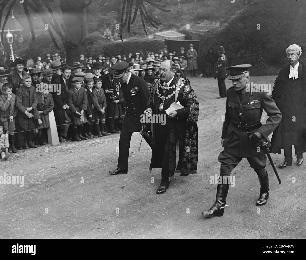 Earl s Haig und Beatty erhalten die Freiheit von Bournemouth mit dem Bürgermeister 30. Oktober 1919 Stockfoto