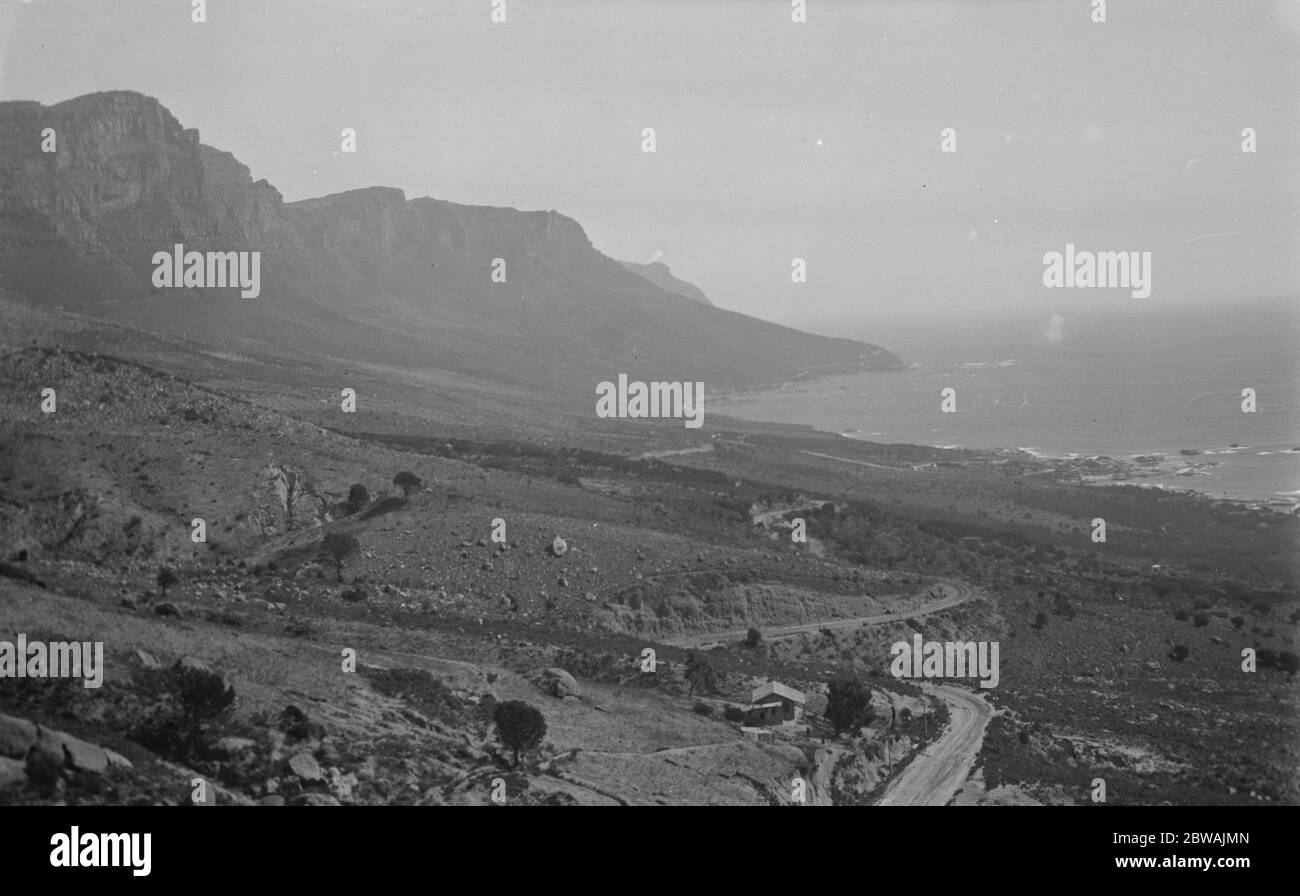 Camps Bay Strand mit zwölf Aposteln Berge Stockfoto