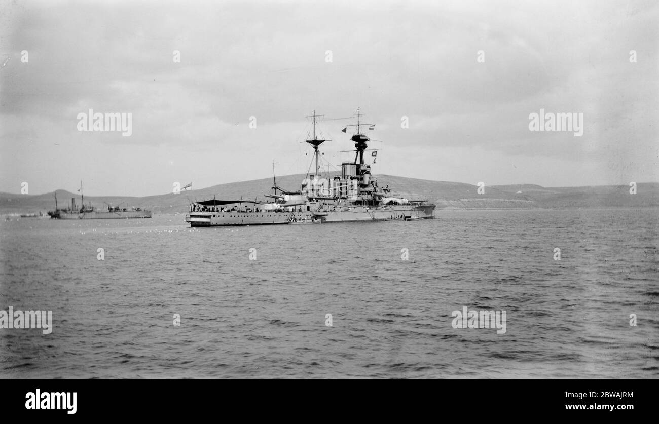 HMS Revenge - Royal Sovereign-Klasse 15in Pistole Schlachtschiff Stockfoto