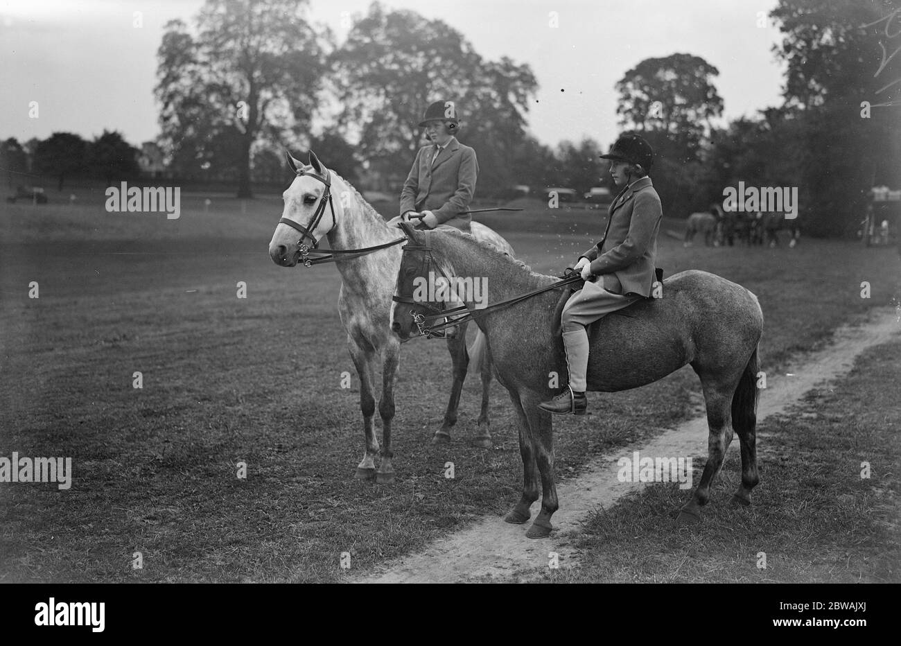 Ranelagh Pony Show und Sport Tag Hon Pamela und Sheila Digby 8 Juni 1932 Stockfoto