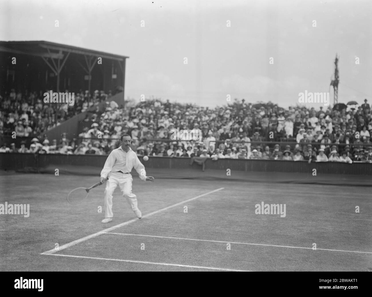 Rasentennismeisterschaften in Wimbledon Theodore Mavrogordato Stockfoto