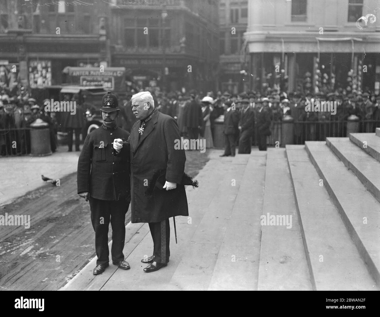 St. George's Day Service in St. Paul's Sir J Taverner Stockfoto