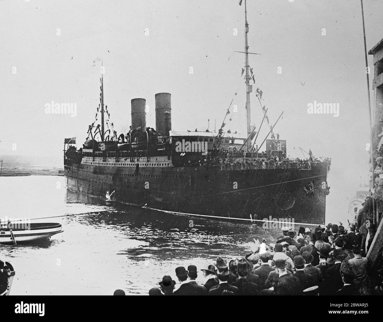 Kanadisches Linienschiff in der St Lawrence die C P R Liner ' Metagama ', die in St Lawrence September 1920 geerdet hat Stockfoto