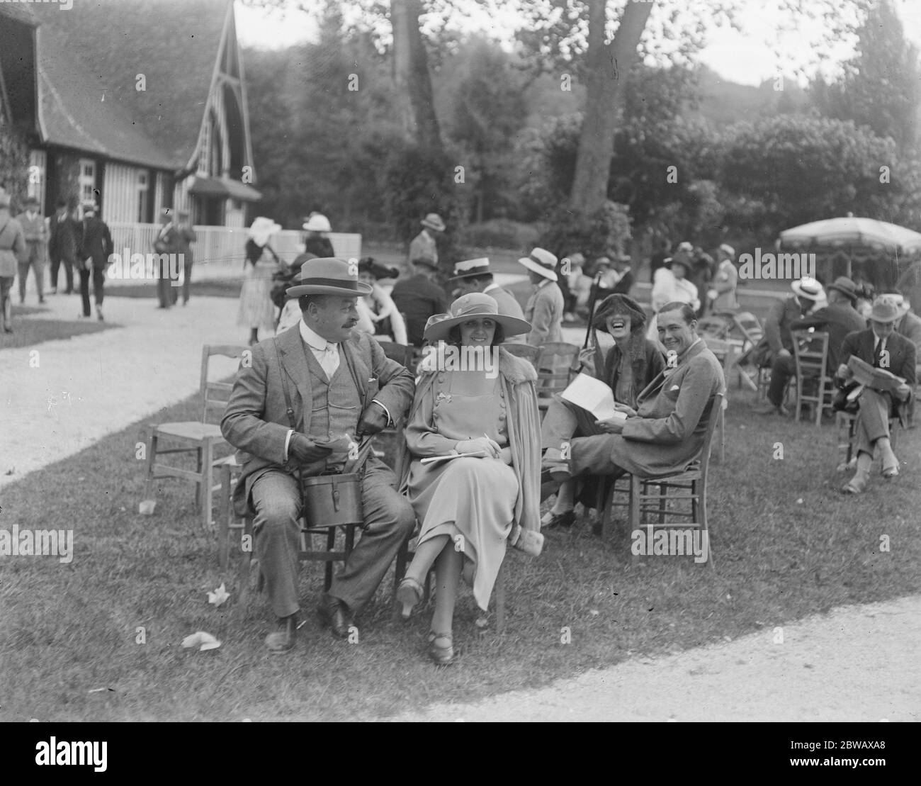 Die Deauville Saison . Herr Bob Sievier mit Madame Rosetti . Bis 13. August 1921 Stockfoto