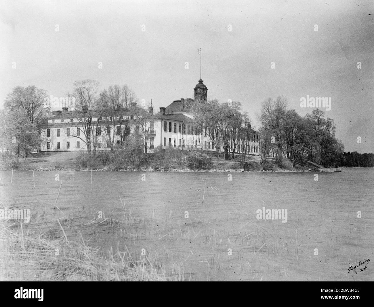 Sommerresidenz des schwedischen Kronprinzen und der Prinzessin. Der Königspalast in Ullrikadal, in der Nähe von Stockholm, die Sommerresidenz des Kronprinzen und der Prinzessin von Schweden. Juli 1924 Stockfoto
