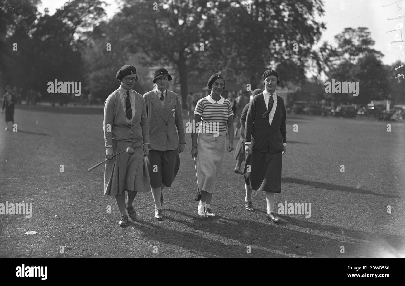 Damen Herbst Vierer Golf in Ranelagh . Von links nach rechts; Miss D Stanhope, Miss Julia Hill, Miss Diana Esmond und Miss Cecil Leitch. 1932 Stockfoto