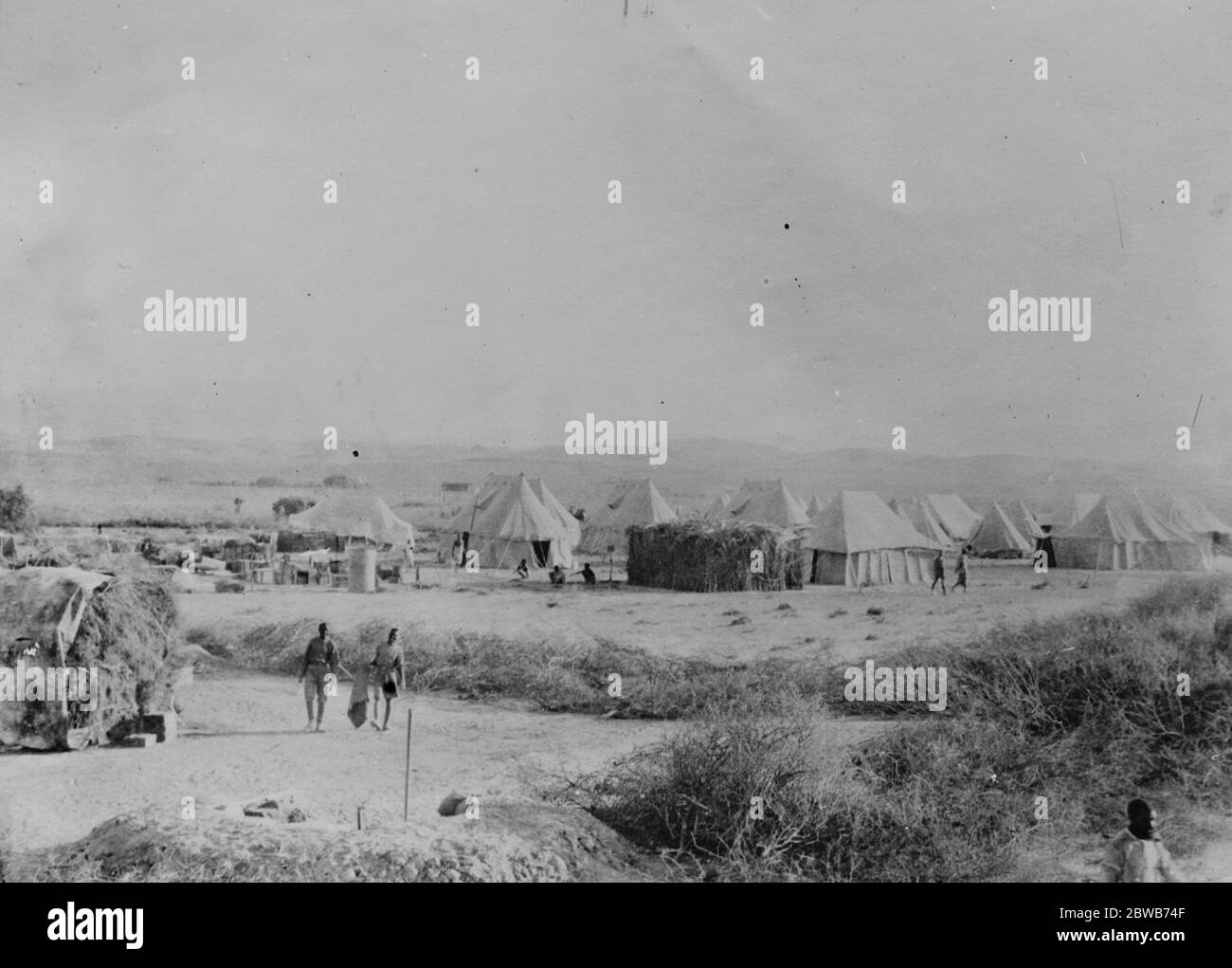 Die britischen Militäroperationen in Somaliland . Interessante neue Fotos . Lager und Krankenhaus in Eil Dur Elan. April 1920 Stockfoto