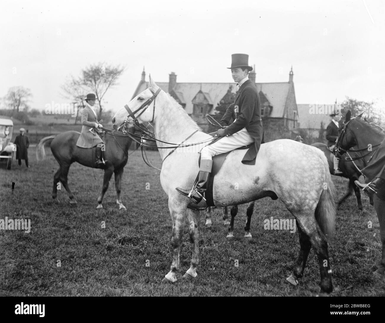 Eröffnung Treffen der Quorn Jagd am Kirby Tor . Lord Churchill 7 November 1922 Stockfoto
