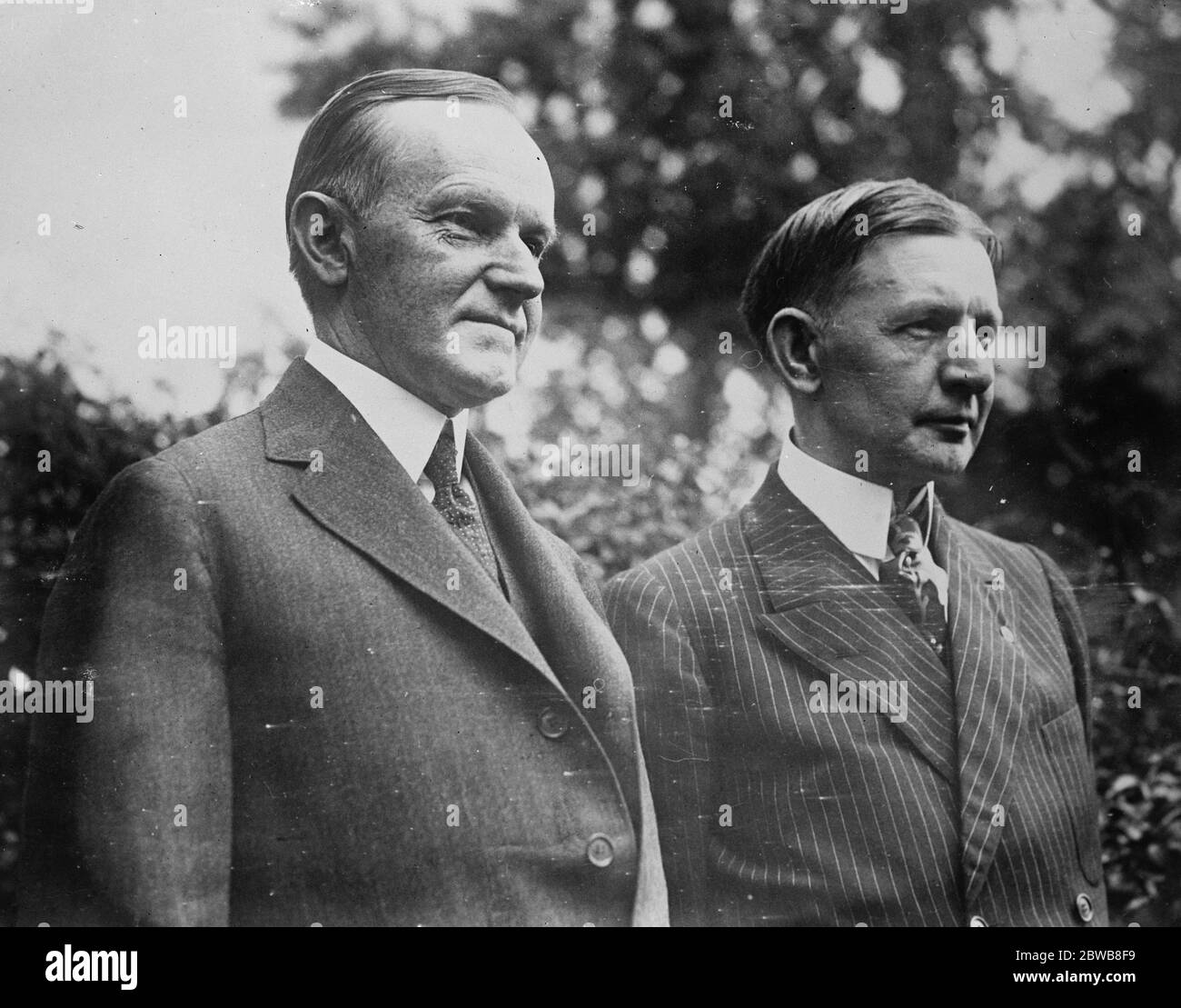 Der Präsident und der Vizepräsident der USA . Präsident Coolidge ( links ) wurde zum Präsidenten und General Dawes zum Vizepräsidenten von Amerika gewählt. November 1924 Stockfoto