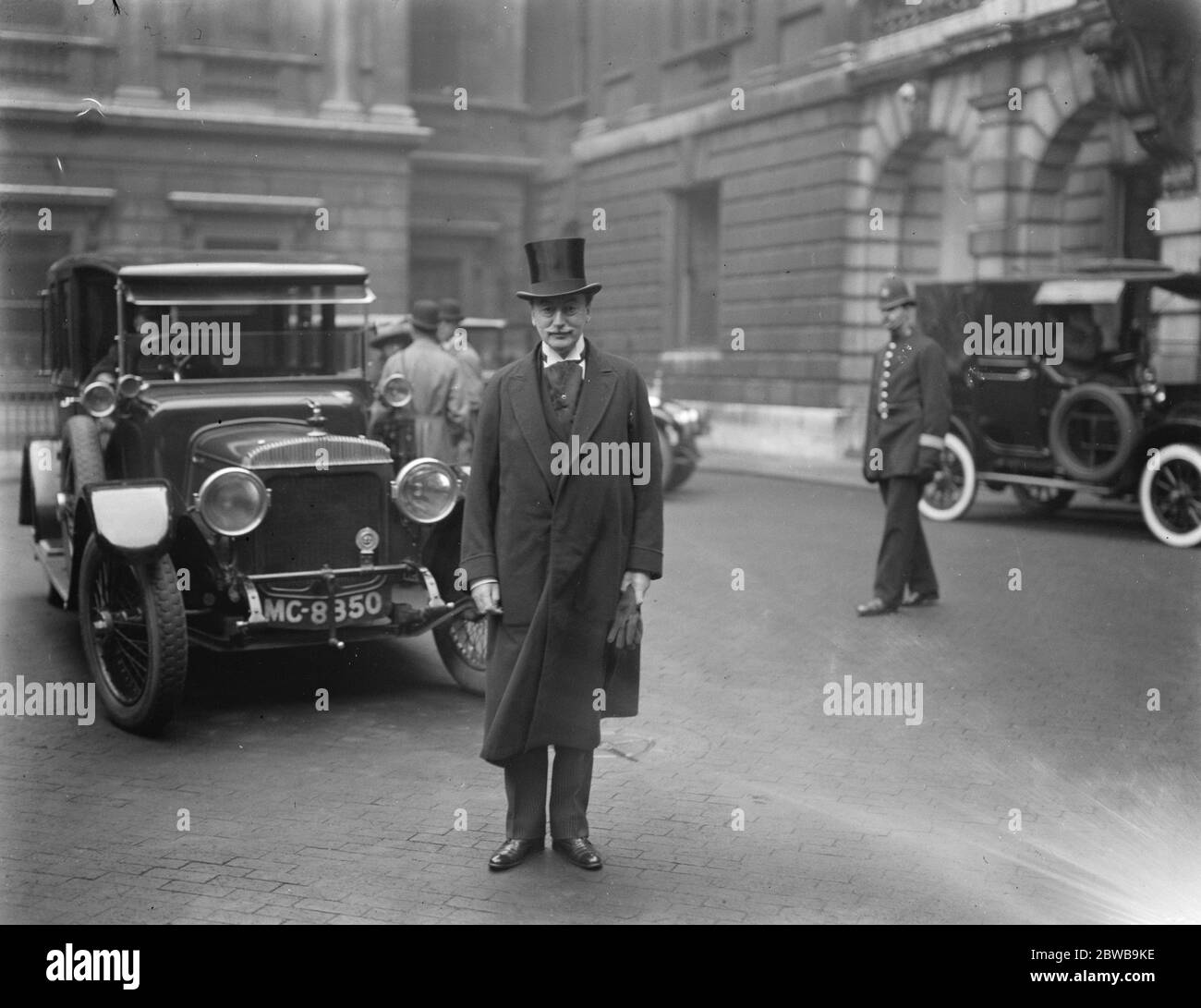 Privater Aussichtstag in der Royal Academy. Sir George Lewis . Mai 1924 Stockfoto