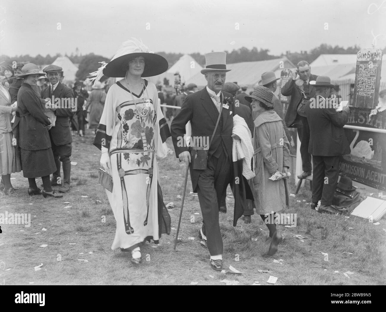 Gold Cup Tag bei den Ascot Rennen . Sir Henry und Lady Hall . 21 Juni 1923 Stockfoto