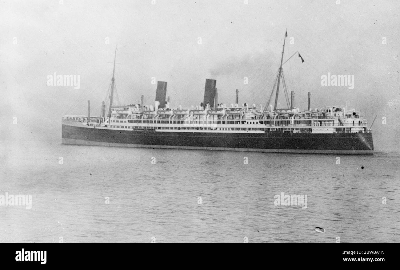 Das neue Vierfach-Schraubgefäß Aorangi . Sie war die erste große Ozean gehen Post und Passagierschiff, die durch Verbrennungsmotoren angetrieben werden. 13 Dezember 1924 Stockfoto