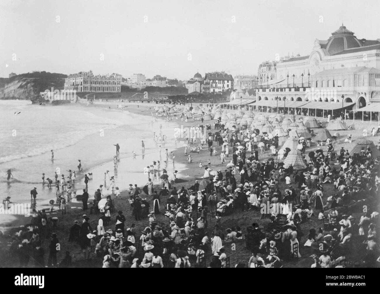 Biarritz , am Golf von Biskaya in Frankreich Foto aus der edwardianischen oder viktorianischen Zeit 31. März 1926 Stockfoto