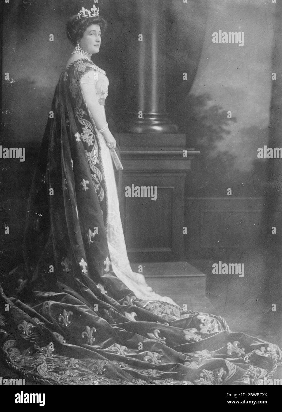 Kläger in Französisch Klage . Prinzessin Elias von Bourbon Parma, die mit ihrem Mann den Prinz Xavier und Sixte von Bourbon Parma im Zusammenhang mit dem Kampf um den Besitz des berühmten Chateau de Chambord verklagt. 31 Dezember 1924 Stockfoto