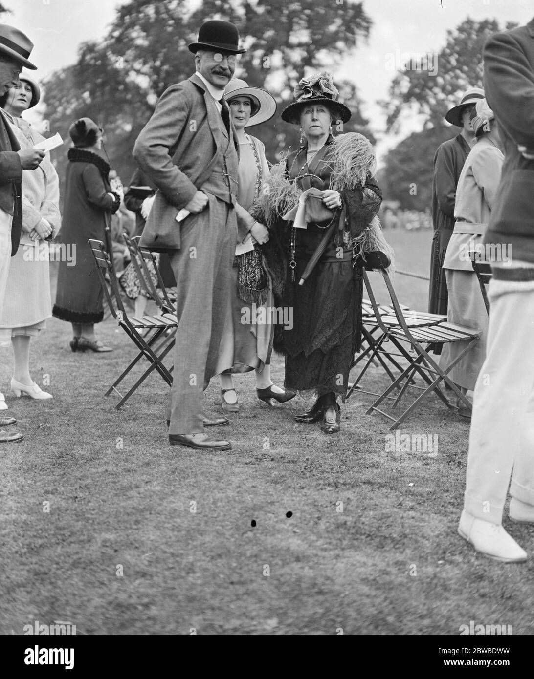 In Ranelagh Sir Thomas Pilkington , Hon Ivy Stapleton und Lady Beaumont 1925 Stockfoto