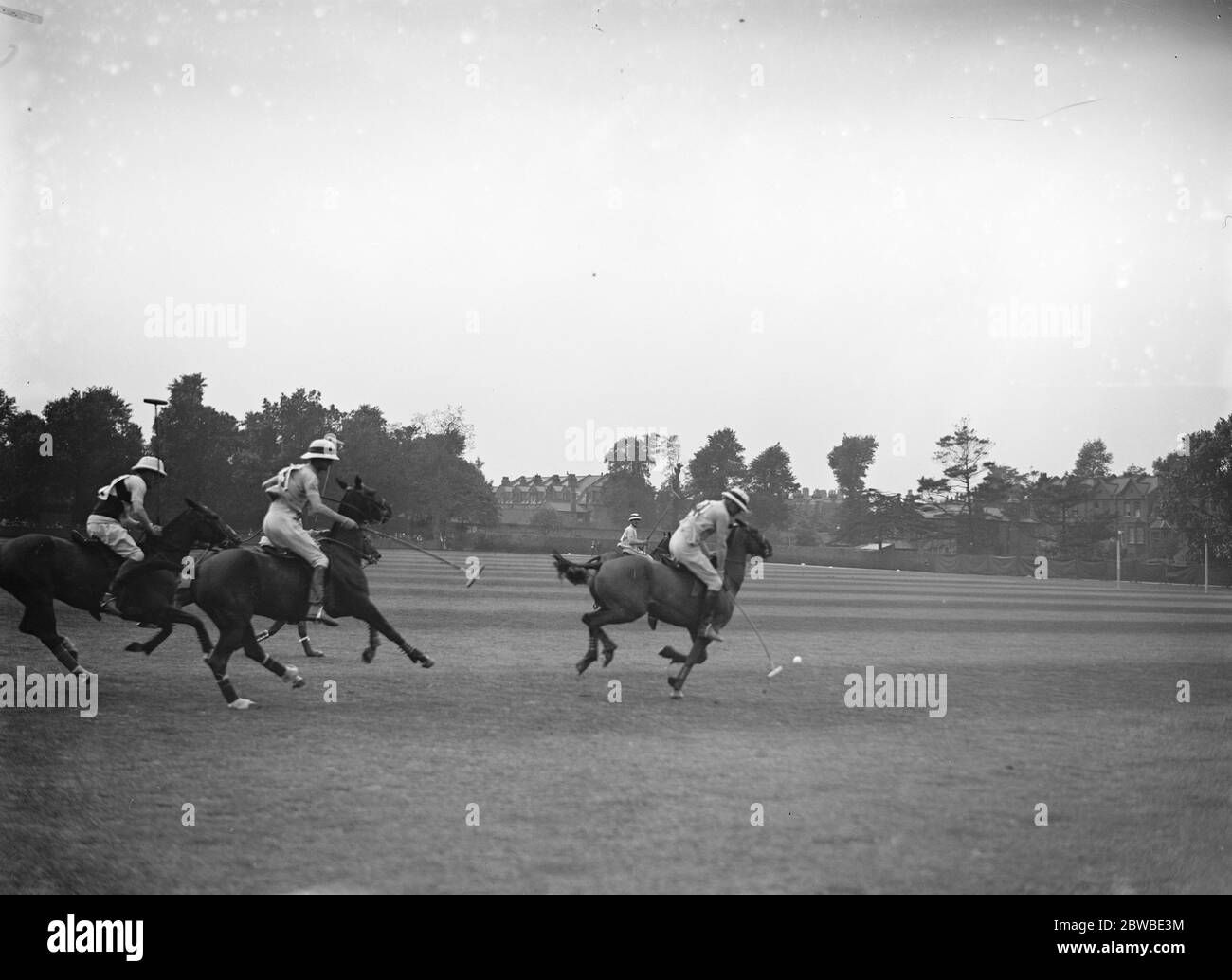 Polo in Hurlingham . Queen 's Buchten gegen 10. Hussaren . 16 Juni 1928 Stockfoto