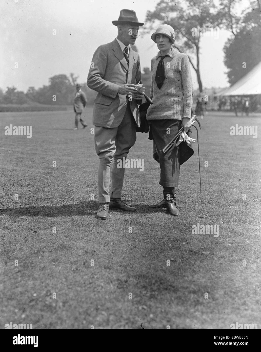 Polo Pony und Pferd Show in Ranelagh General Vaughan und Frau Tilney 1925 Stockfoto