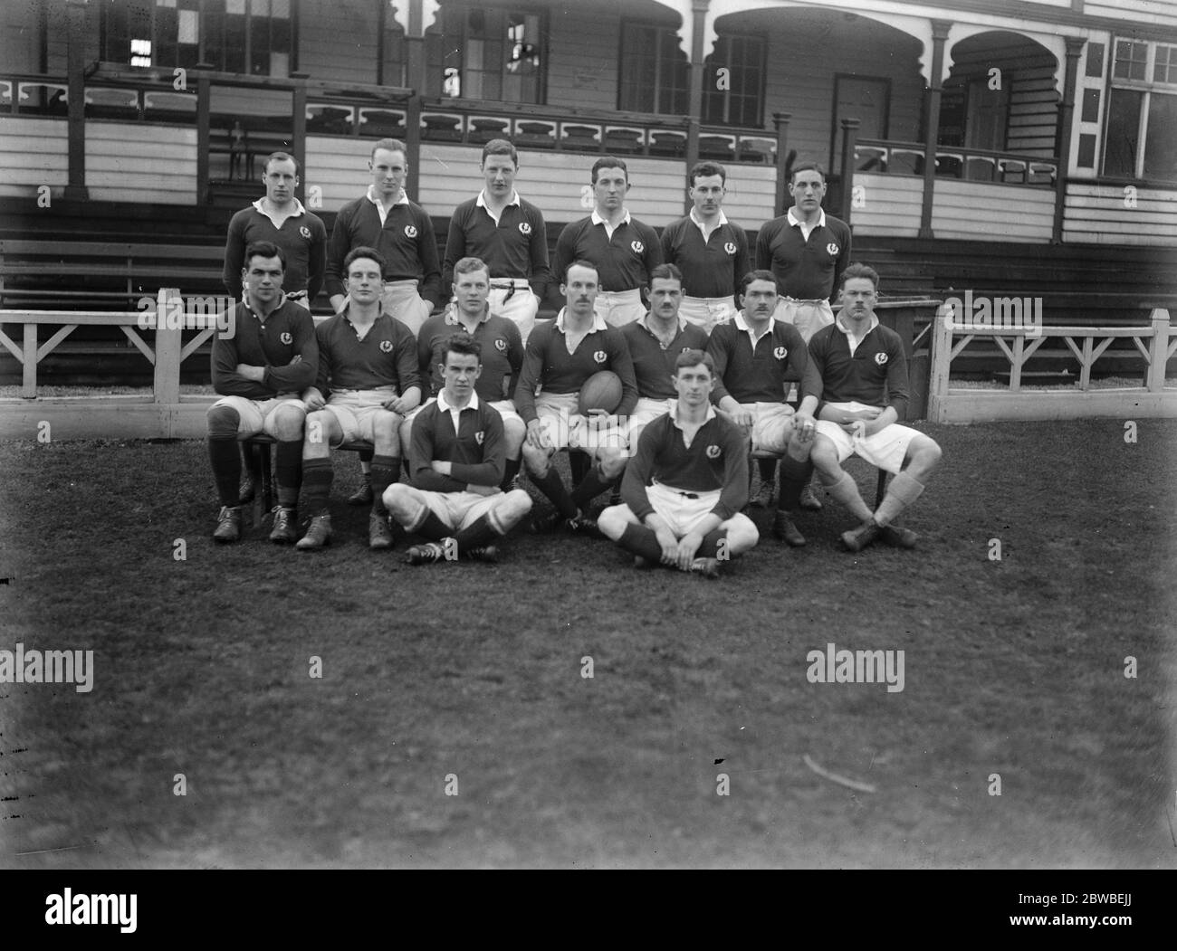 Five Nations - Cardiff, 3. Februar 1923 Wales 8 - 11 Schottland das schottische Team in unbekannter Reihenfolge Dan Drysdale , Eric Liddell , Archibald Gracie (c) , Edward McLaren , Arthur Browning , Samuel McQueen , William Bryce , David Kerr , David Bertram , A K Stevenson , John Bannerman , Ludovic Stuart , John Buchanan , Doug Davies und Jock Lawrie 3. Februar 1923 Stockfoto