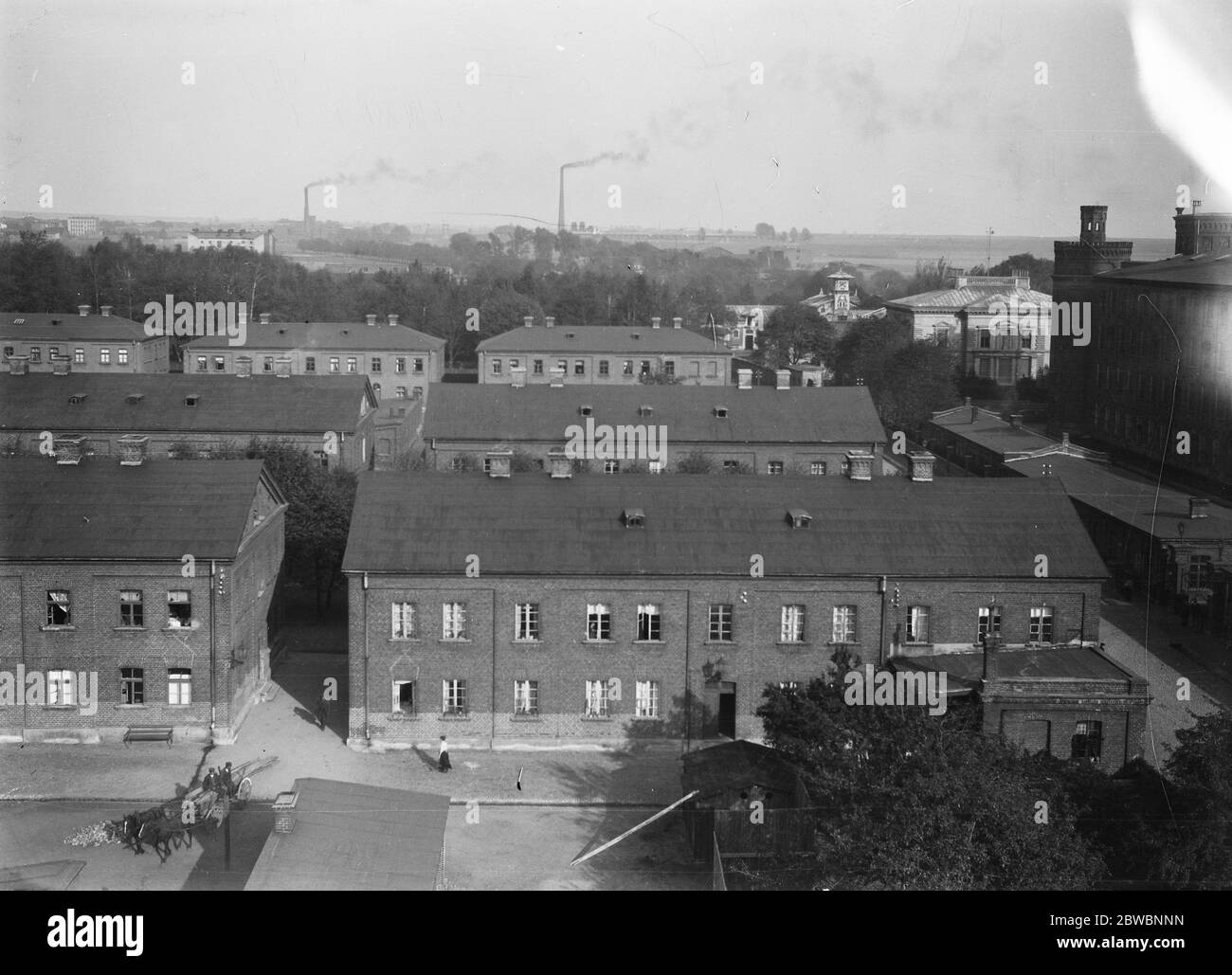 Panoramablick auf die größte Baumwollfabrik von Lodtz. Größte in Europa . Fotos zeigen Fabrik, Arbeiter Wohnungen, Mühlen Mädchen und Art der Feuerwehrleute. 24. Oktober 1921 Stockfoto