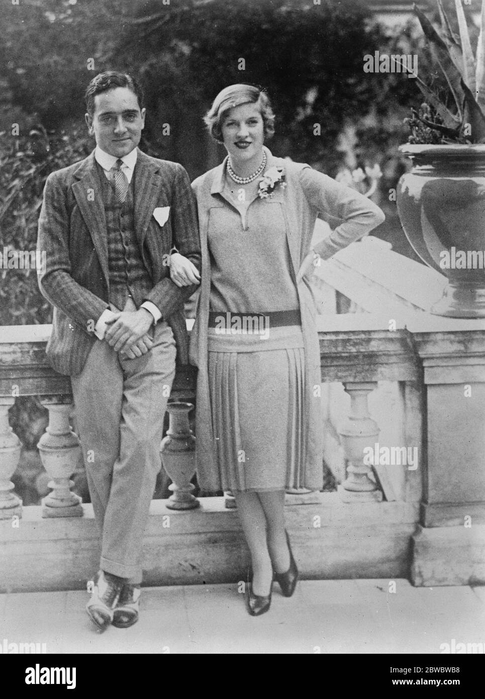 Berühmte Tänzerin an der Riviera . Frau Bassualdo bekannt als Eleonora Hughes, der einst berühmte Partner von Maurice, der bekannte Tänzer. Herr und Frau Bassualdo . 1926 Stockfoto