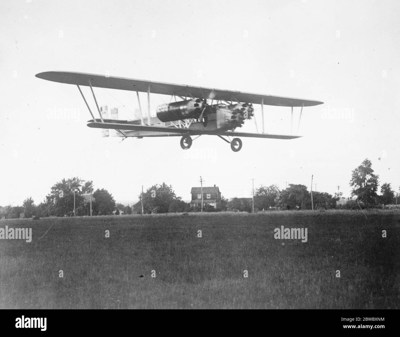 Riesige Sikorsky Flugzeug für New York, Paris Non-Stop-Flug macht erfolgreichen Testflug. Das riesige Sikorsky Flugzeug im ersten Testflug auf Long Island . September 1926 Stockfoto