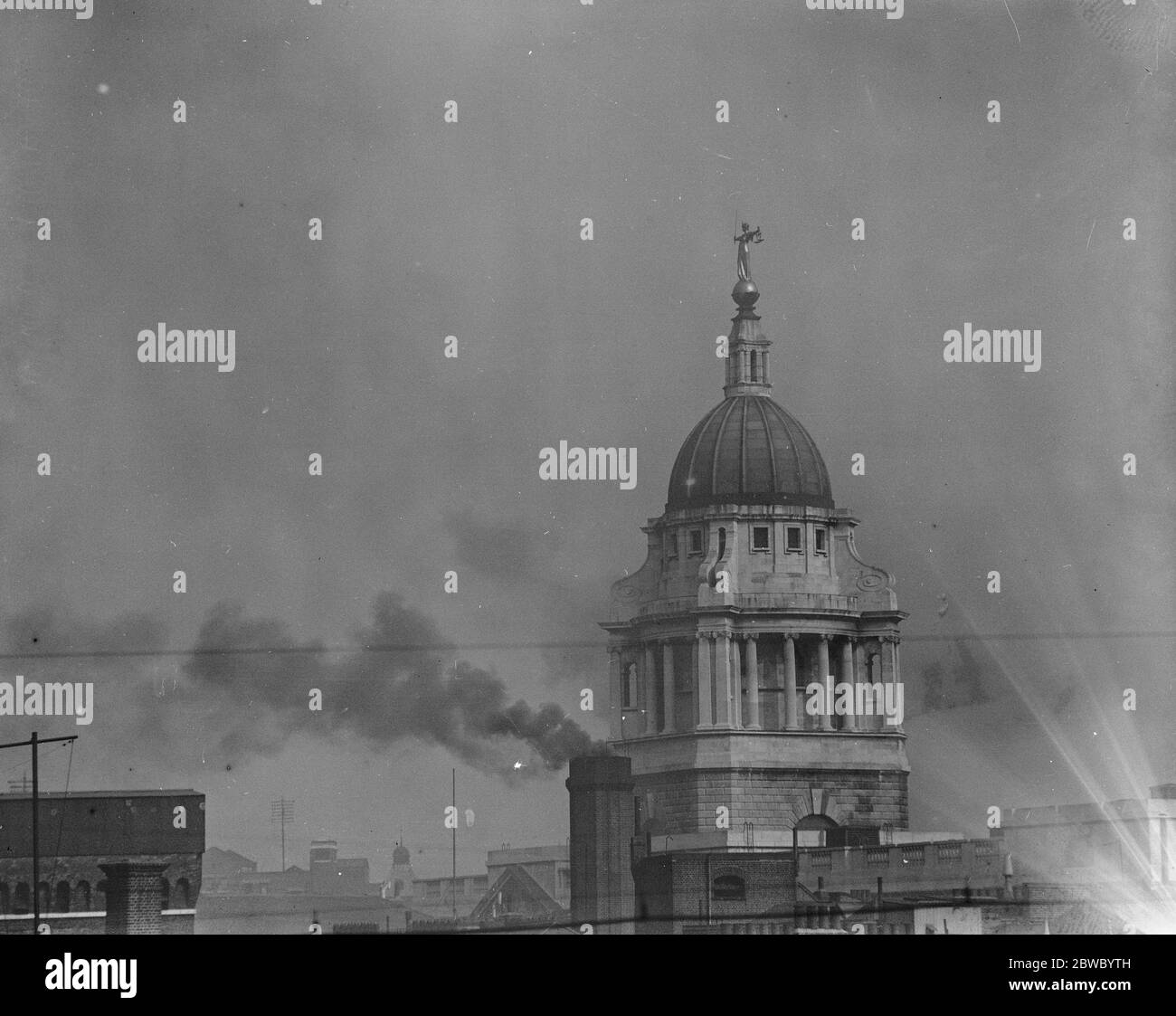 Blick auf die Old Bailey (vom C N Dach) 6. Oktober 1925 Stockfoto