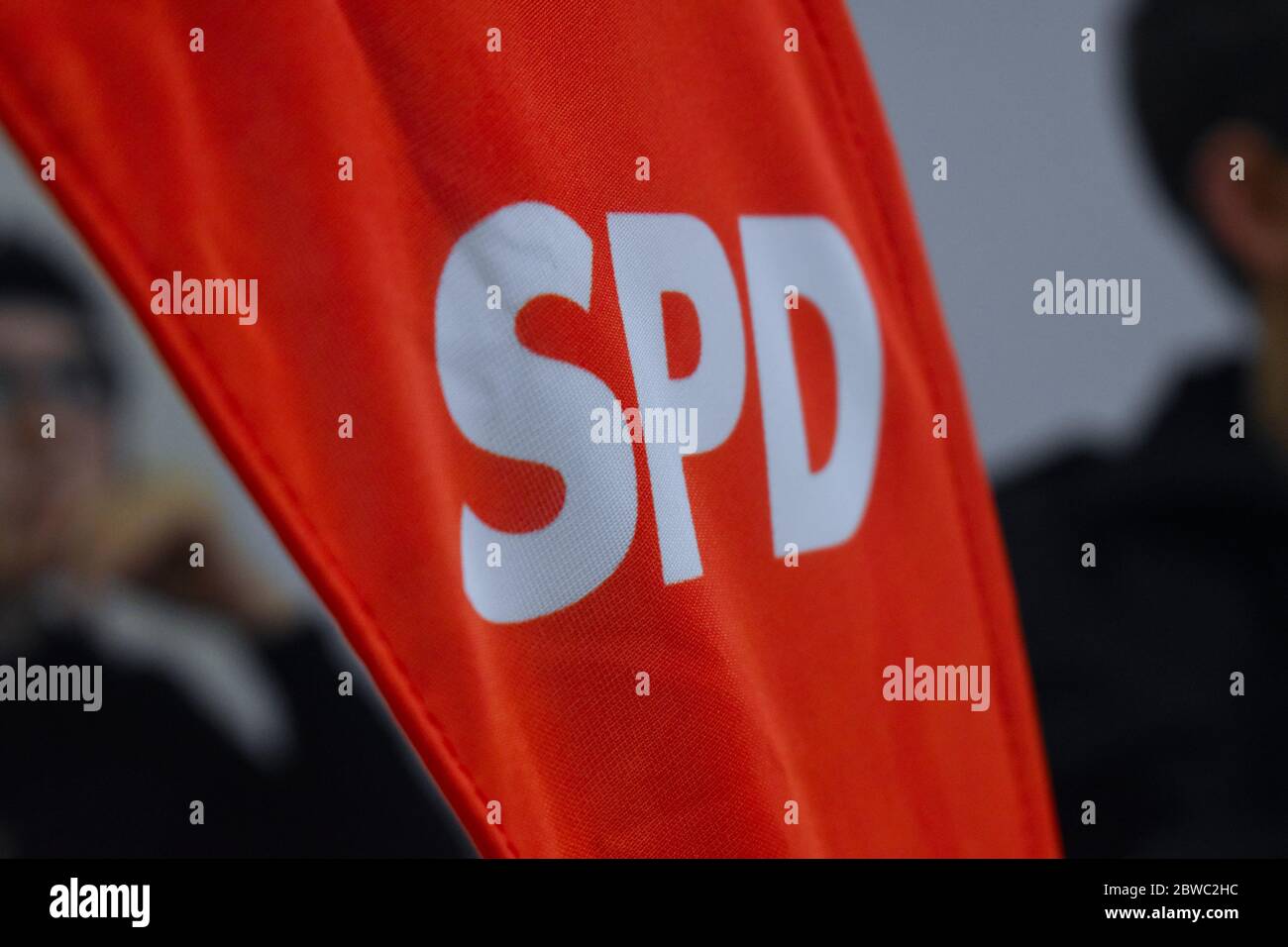 Die Fahne der sozialdemokratischen Partei Deutschlands, SPD Stockfoto