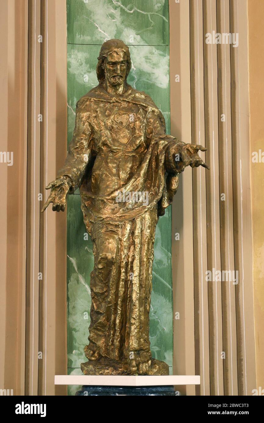 Statue des heiligen Herzens Jesu in der Pfarrkirche des Namens Mariens und des heiligen Georg in Odra, Kroatien Stockfoto