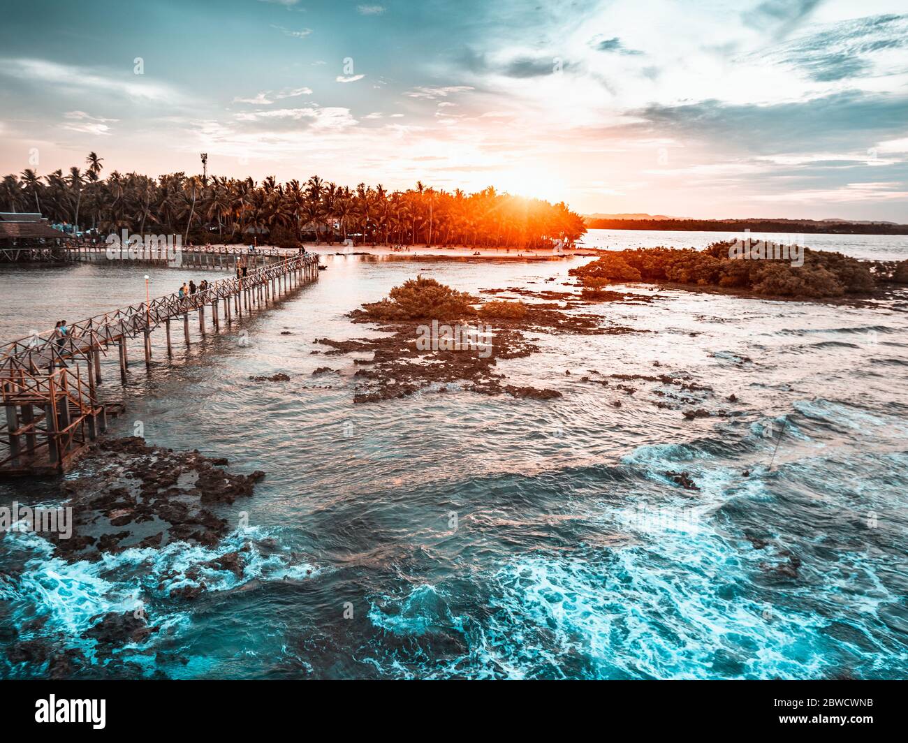 Blick auf den Sonnenuntergang in Cloud 9 siargao Stockfoto