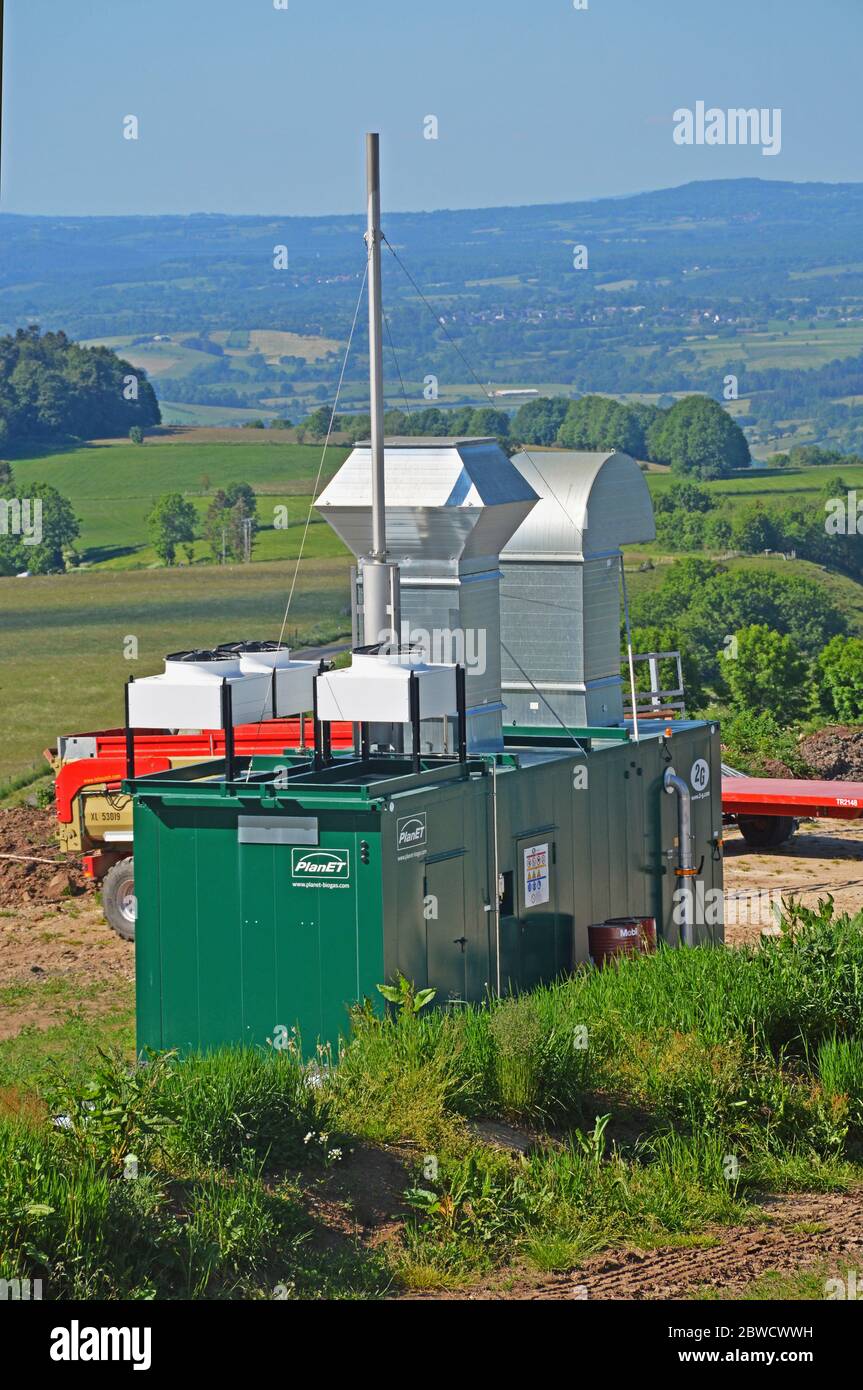 Biogas-Technologie in Betrieb, Stromerzeuger, Orcival, Puy-de-Dome, Auvergne, Massif-Central, Frankreich Stockfoto