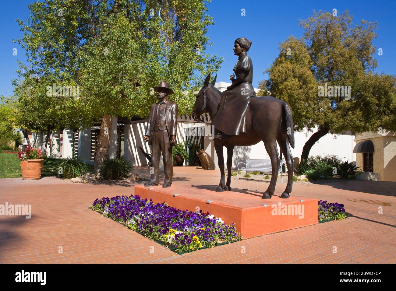 Winfield Scott Memorial von George-Ann Tognoni, Civic Center Mall, Old Town Scottsdale, Phoenix, Arizona, USA Stockfoto