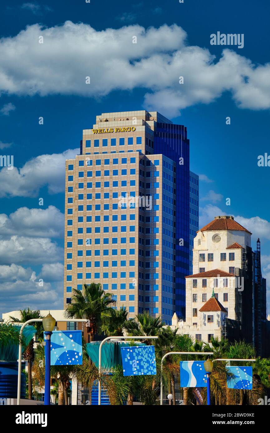 Wells Fargo Gebäude in Long Beach Stockfoto