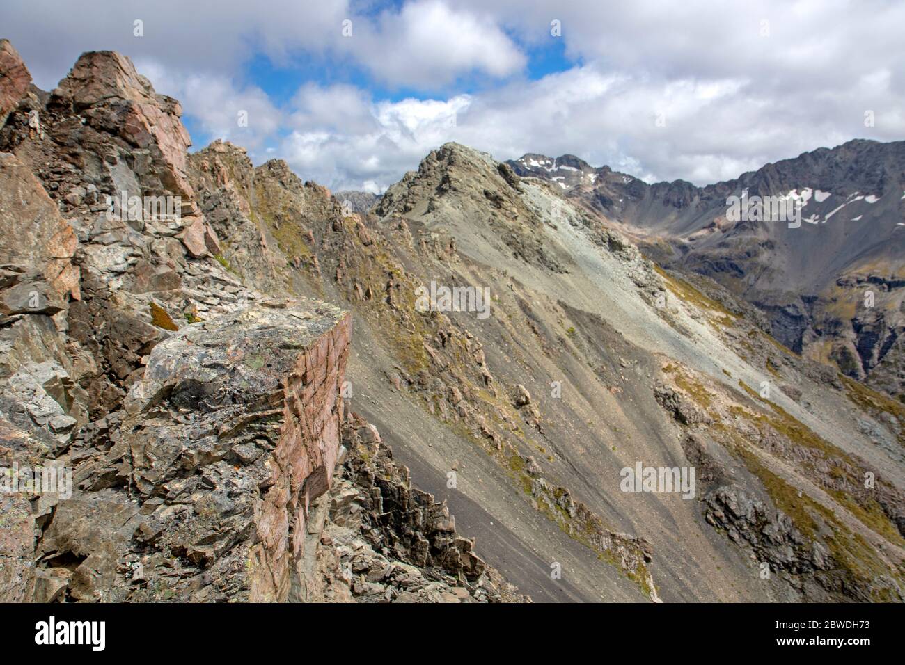 Der Gipfelgrat des Avalanche Peak im Arthur's Pass National Park Stockfoto