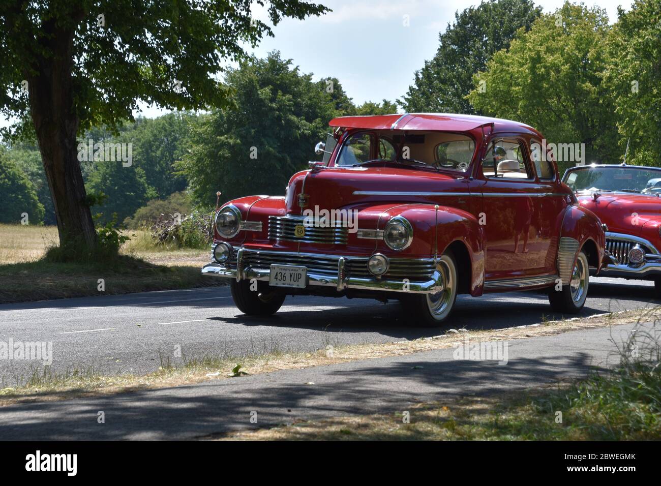 Ein klassisches rotes Oldtimer 1946-1947 Nash Stockfoto