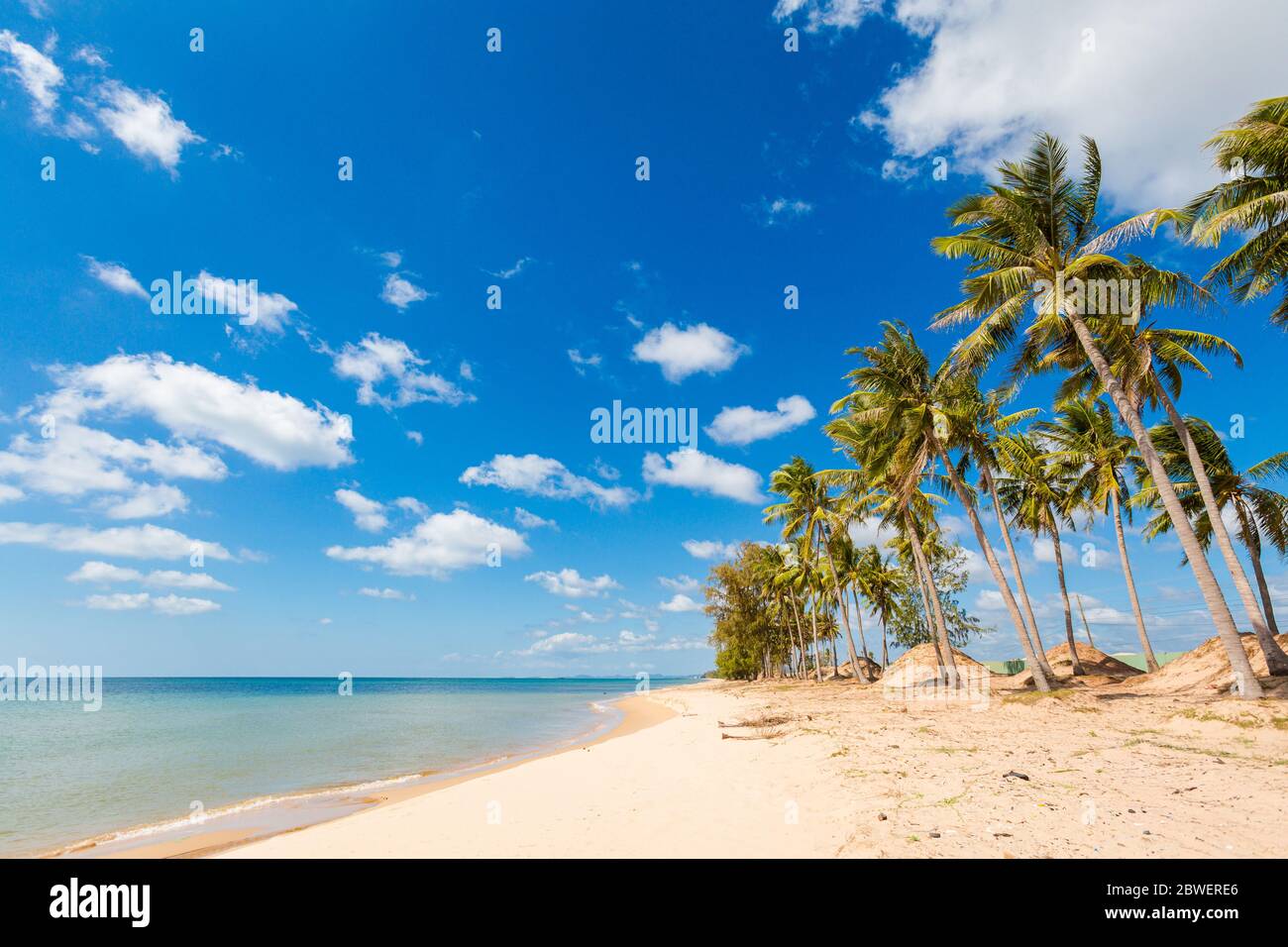 Lokale Landschaft in schönen Fischerdorf Tran Hung Dao, tropische Phu Quoc Insel (ein Thoi Bezirk) in Vietnam. Landschaft aufgenommen während der sonnigen da Stockfoto