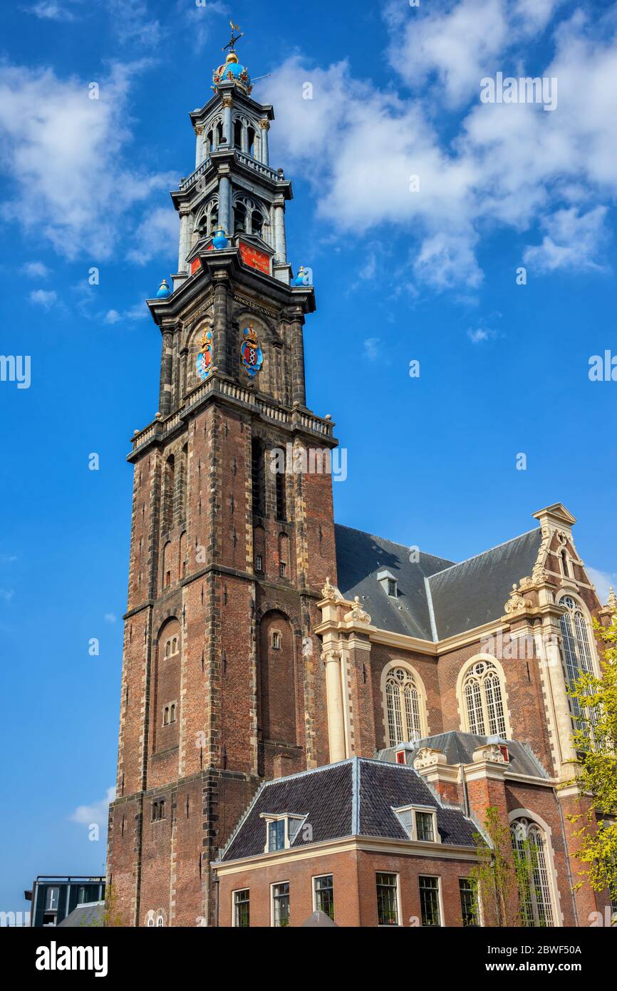 Westerkerk - Westkirche in der Stadt Amsterdam in Holland, Niederlande, Architektur im Stil der niederländischen Renaissance, Wahrzeichen aus dem Jahr 1631 Stockfoto