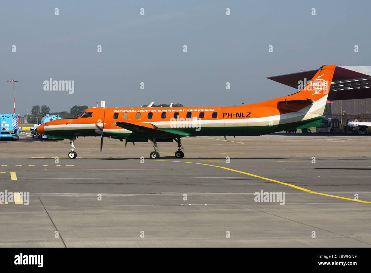 Dutch National Aerospace Laboratory (NLR) Fairchild Swoaringen Metro II mit der Registrierung PH-NLZ am Flughafen Amsterdam Schiphol. Stockfoto