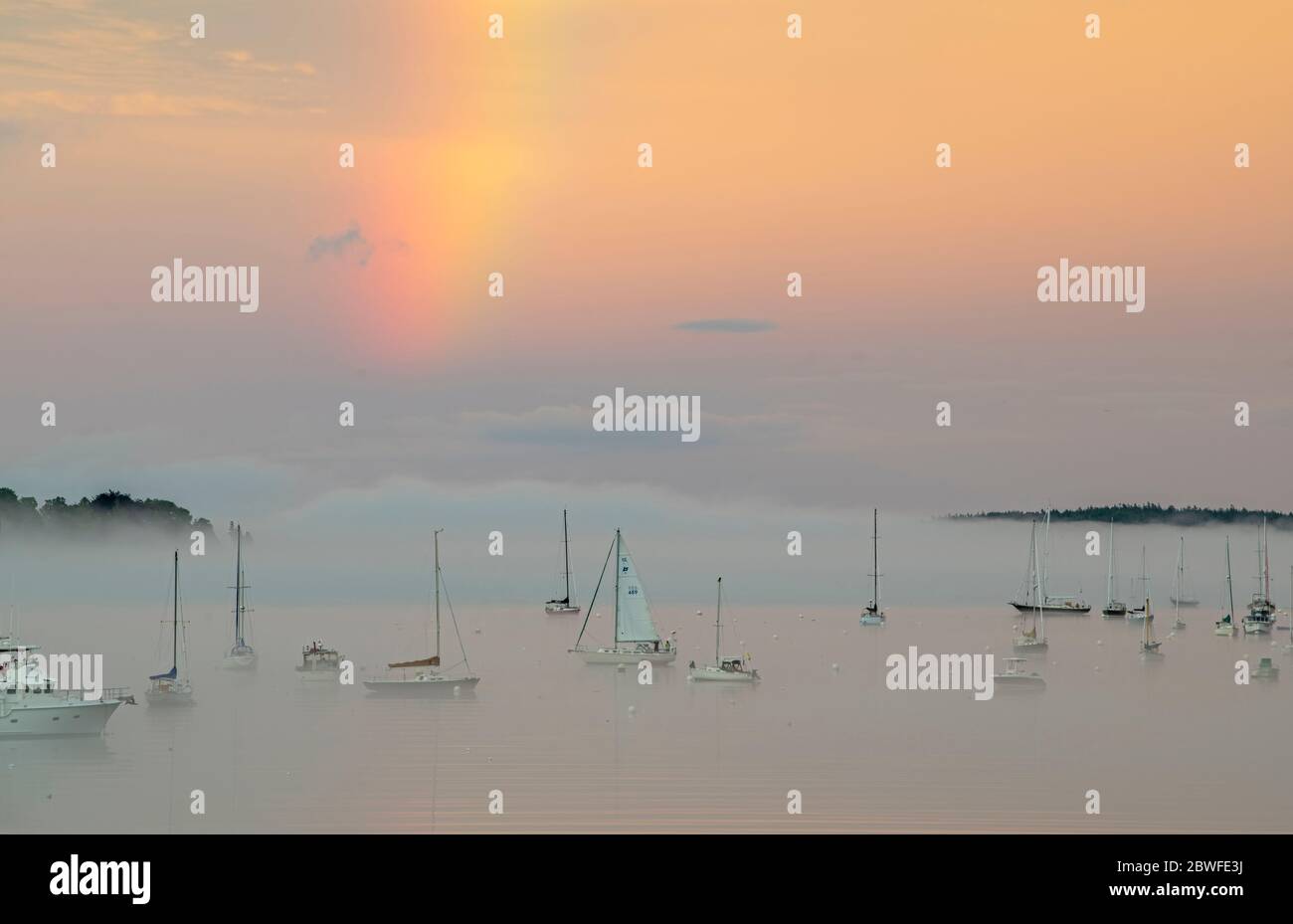 Southwest Harbor in der Nähe des Acadia National Park, Maine, USA. Sonnenuntergang. Stockfoto