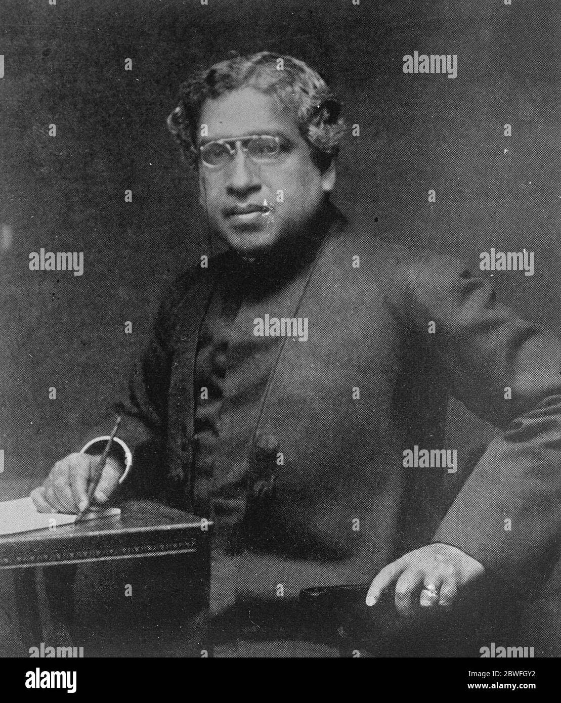 Indiens größter Wissenschaftler Sir Jagadish Chandra, der herausragende indische Wissenschaftler, der Biologie mit epochalen Entdeckungen bereichert hat 28. Februar 1923 Acharya Sir Jagadish Chandra Bose Stockfoto