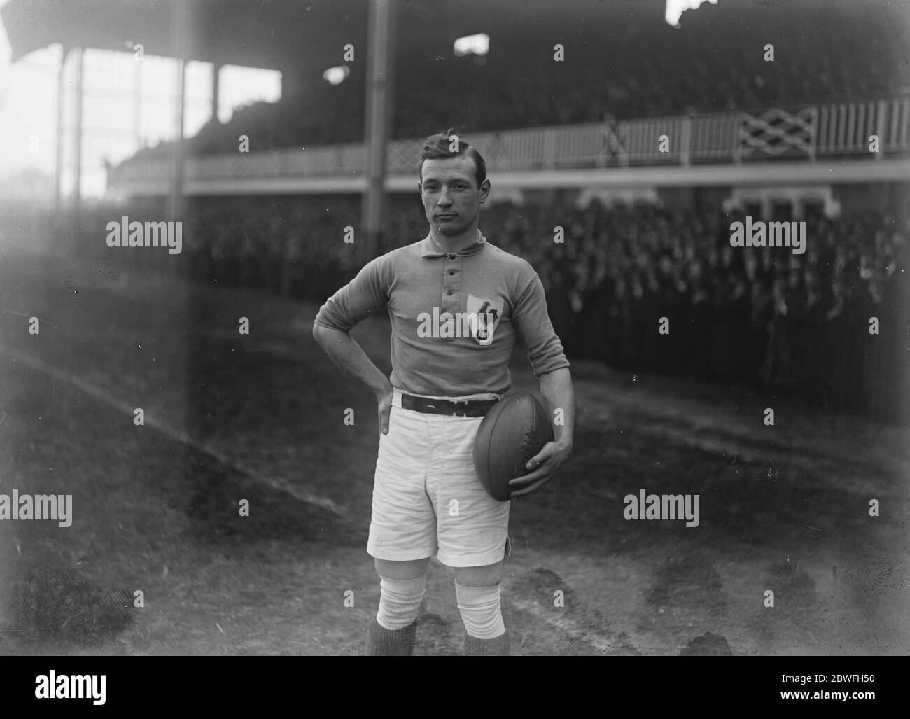 International Rugby Frankreich gegen Wales in Swansea , St Helens Rugby und Cricket Ground R Lasserre , der die französische Seite 24. Februar 1923 Kapitän Stockfoto