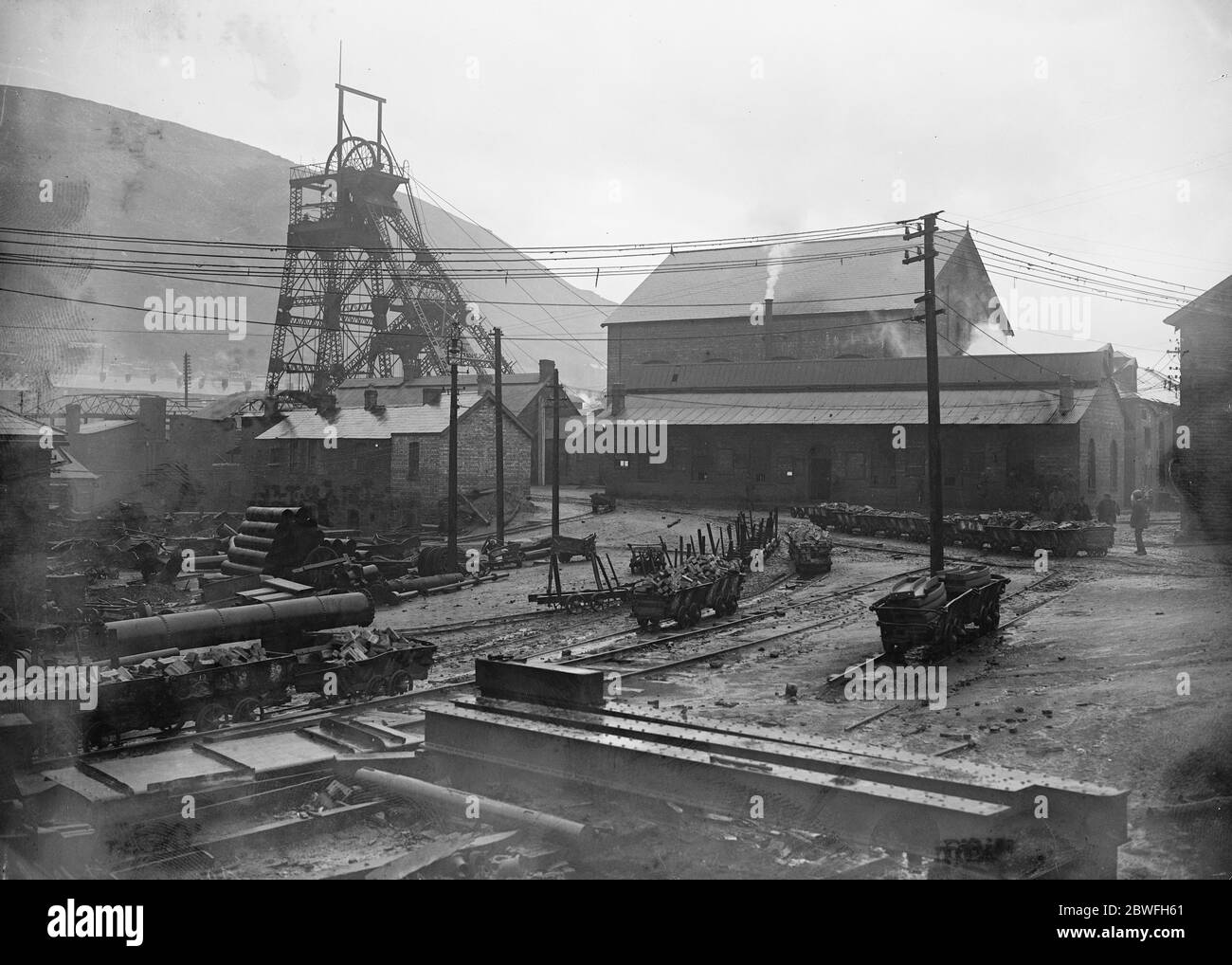 Die Kohle-Krise South Wales Bergleute in Revolte Llwynypia Männer Proteststreik . Scotch Collieries Llwynypia , Rhondda , South Wales 4. Oktober 1920 Stockfoto
